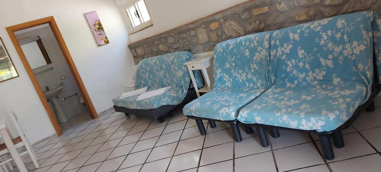 Residence Della Luna Porto Azzurro Luaran gambar