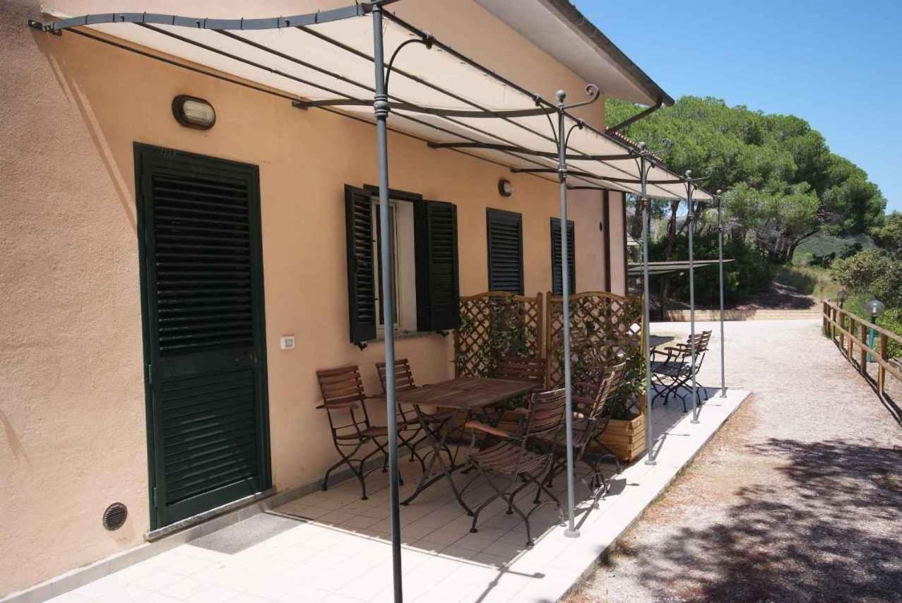 Residence Della Luna Porto Azzurro Luaran gambar