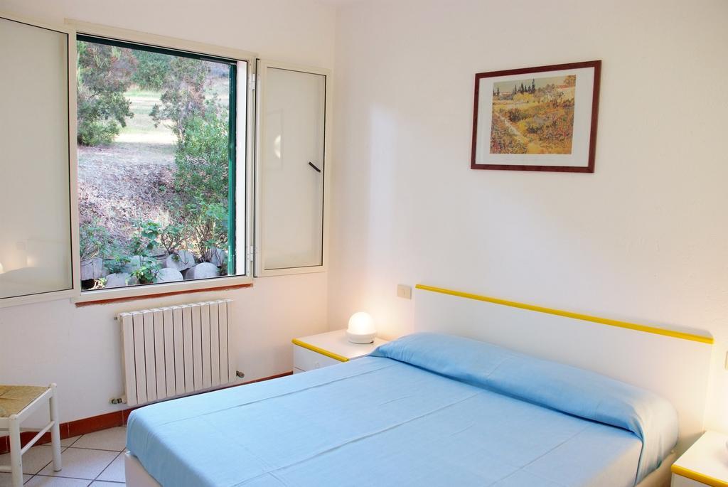 Residence Della Luna Porto Azzurro Luaran gambar
