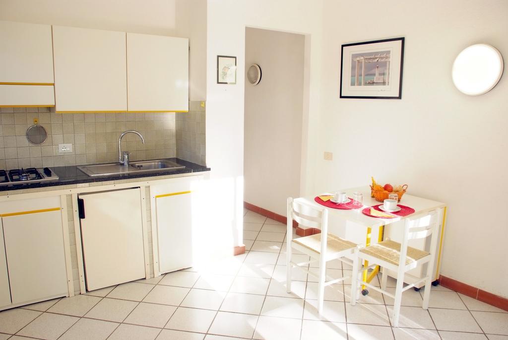 Residence Della Luna Porto Azzurro Luaran gambar